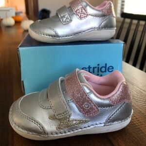 Stride Rite Kennedy Sneaker - 4.5Wide